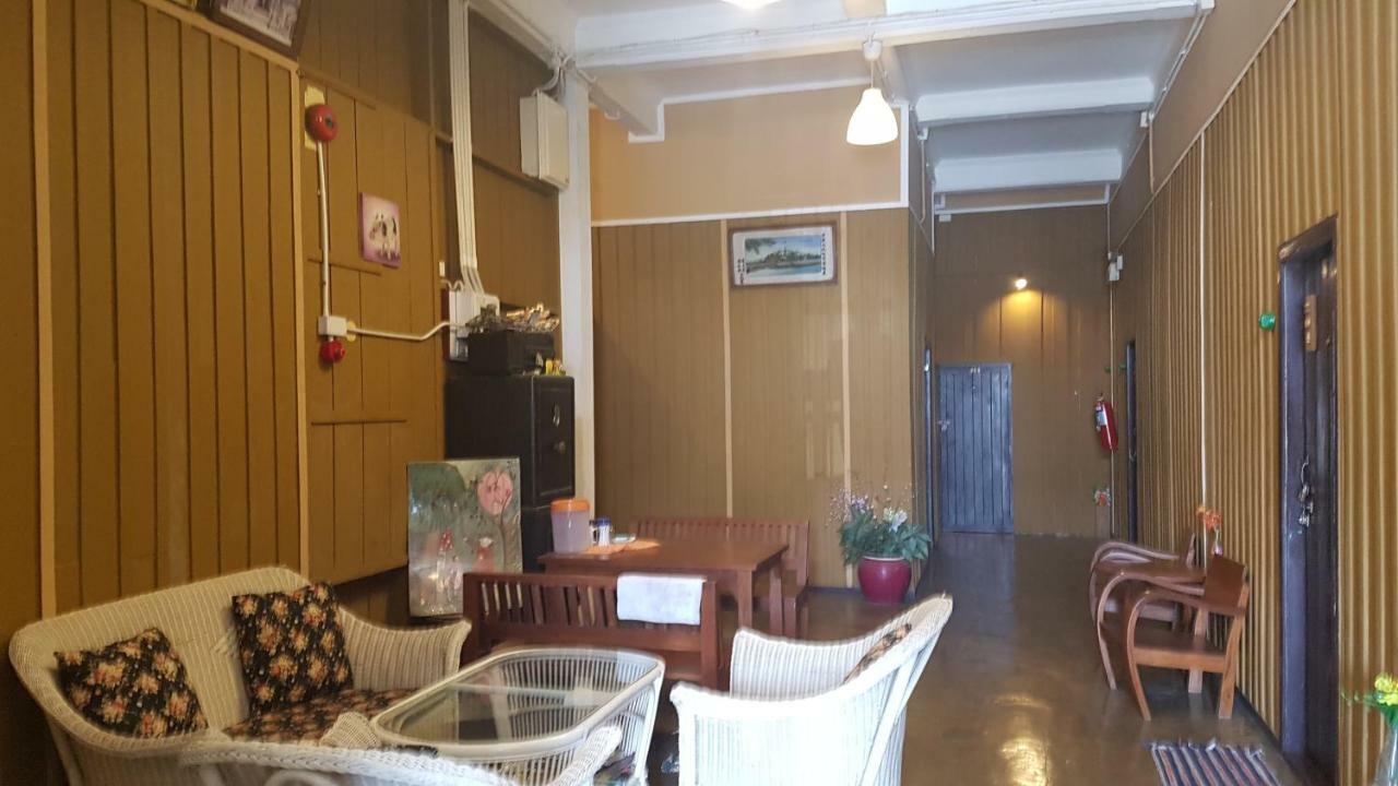 The Midtown Hotel And Cafe Trang Eksteriør billede
